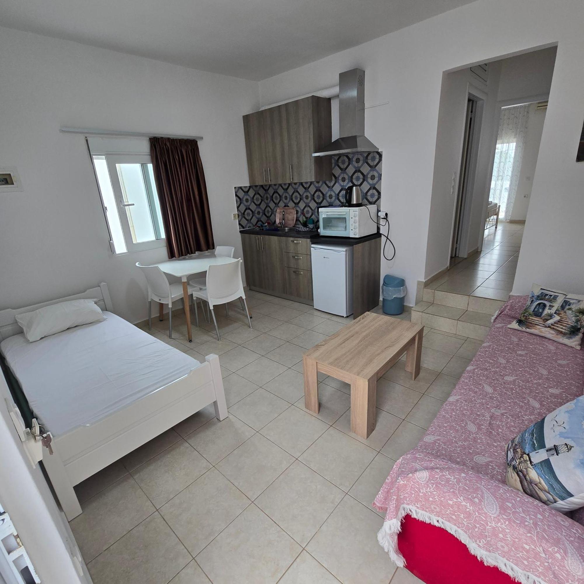 Makrýgialos Soula Appartments חדר תמונה